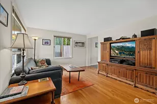 347 NW 52nd St, Seattle, WA 98107 - Photo 3