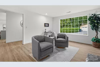 20511 Greening Road, Bothell, WA 98012 - Photo 5