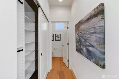 9011 14th Avenue SW, Seattle, WA 98106 - Photo 13