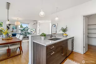 4459 Midvale Ave N, Seattle, WA 98103 - Photo 13