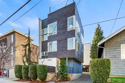 4459 Midvale Avenue N, Seattle, WA 98103 - Photo 1