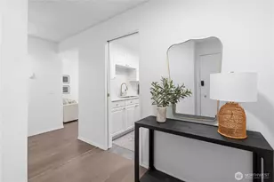 13735 15th Ave NE, Seattle, WA 98125 - Photo 3