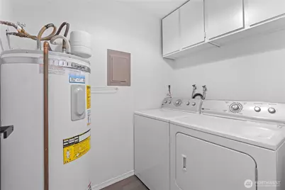 13735 15th Avenue NE #A7, Seattle, WA 98125 - Photo 15