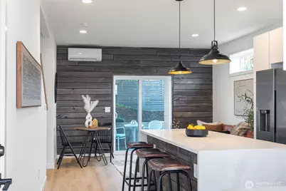 1556 S Pearl Street #B, Seattle, WA 98108 - Photo 3