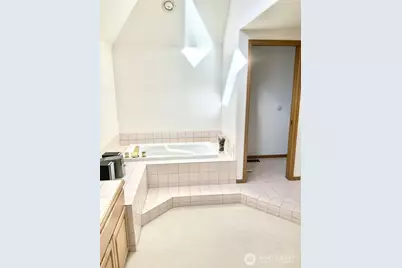 5634 167th Place SE, Bellevue, WA 98006 - Photo 21