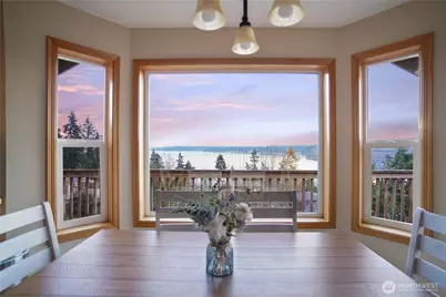 1934 W Earhart Street, Bremerton, WA 98312 - Photo 3