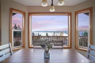 1934 W Earhart St, Bremerton, WA 98312 - Photo 3