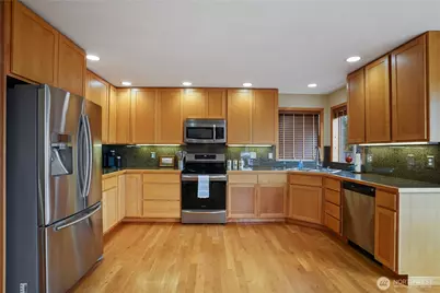 1934 W Earhart Street, Bremerton, WA 98312 - Photo 13