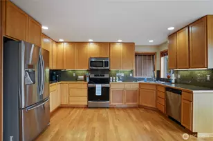 1934 W Earhart St, Bremerton, WA 98312 - Photo 13