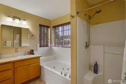 1934 W Earhart Street, Bremerton, WA 98312 - Photo 21