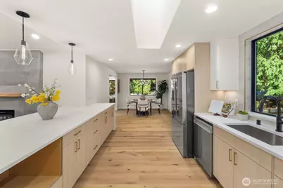 18011 NE 196th Street, Woodinville, WA 98077 - Photo 9