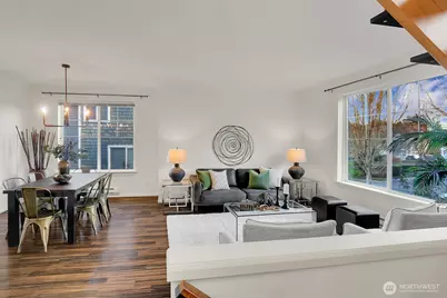 7004 Holly Park Drive S, Seattle, WA 98118 - Photo 3