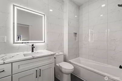 15815 47th Avenue S, Tukwila, WA 98188 - Photo 23