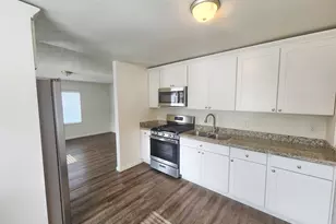 212 A&b Elm St, Bremerton, WA 98310 - Photo 5