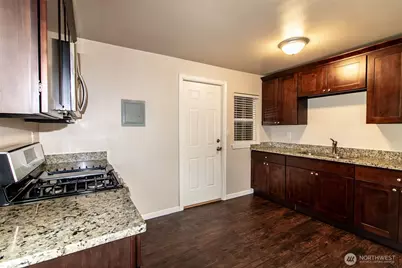 212 A&b Elm Street #A&B, Bremerton, WA 98310 - Photo 19