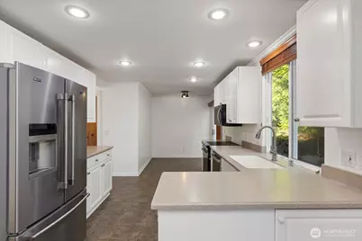 18290 Dalarna Court NE, Poulsbo, WA 98370 - Photo 11