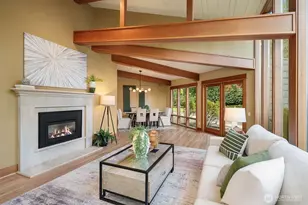 7816 NE 32nd St, Medina, WA 98039 - Photo 17