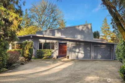 7816 NE 32nd Street, Medina, WA 98039 - Photo 3