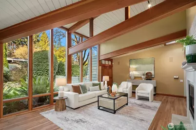 7816 NE 32nd Street, Medina, WA 98039 - Photo 17