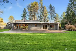 7816 NE 32nd St, Medina, WA 98039 - Photo 33