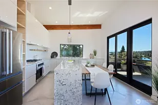 5453 Harborside Ln, Freeland, WA 97249 - Photo 9