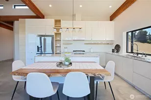 5453 Harborside Ln, Freeland, WA 97249 - Photo 7