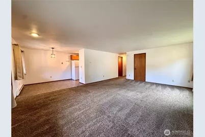 1125 N 13th Street #D-16, Shelton, WA 98584 - Photo 3