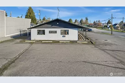 1218 S C Street, Port Angeles, WA 98363 - Photo 3