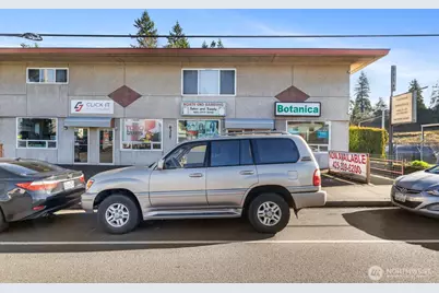 6325 Evergreen Way, Everett, WA 98203 - Photo 3