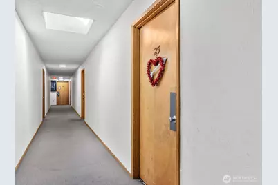 6325 Evergreen Way, Everett, WA 98203 - Photo 15