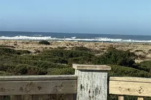 1083 Ocean Shores Blvd SW, Ocean Shores, WA 98569 - Photo 1