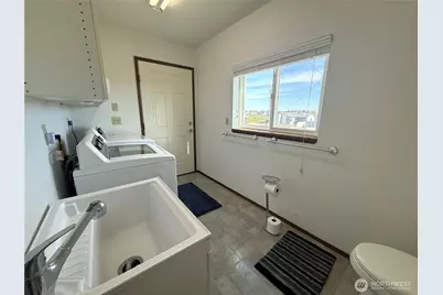 1083 Ocean Shores Boulevard SW, Ocean Shores, WA 98569 - Photo 19