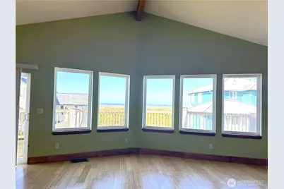 1083 Ocean Shores Boulevard SW, Ocean Shores, WA 98569 - Photo 9