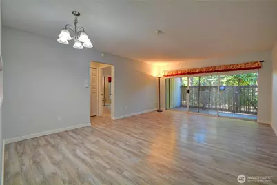 4807 180th Street SW #E105, Lynnwood, WA 98037 - Photo 7