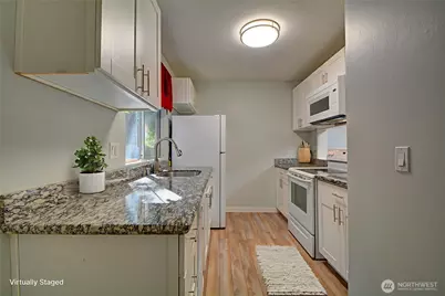 4807 180th Street SW #E105, Lynnwood, WA 98037 - Photo 3