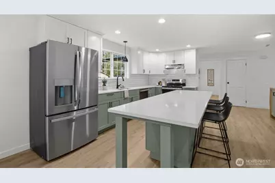 20511 Greening Road, Bothell, WA 98012 - Photo 9