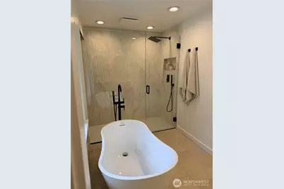 20511 Greening Road, Bothell, WA 98012 - Photo 23