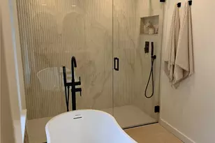 20511 Greening Rd, Bothell, WA 98012 - Photo 23