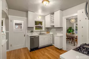 2002 State St, Everett, WA 98201 - Photo 9