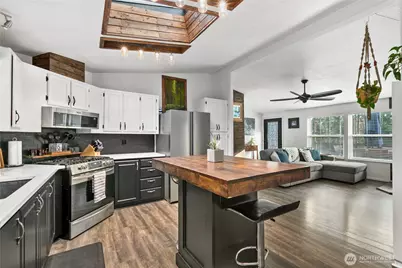 26497 Helmick Road, Sedro Woolley, WA 98284 - Photo 3