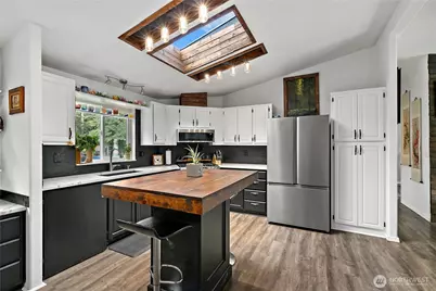 26497 Helmick Road, Sedro Woolley, WA 98284 - Photo 9