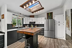 26497 Helmick Rd, Sedro Woolley, WA 98284 - Photo 9