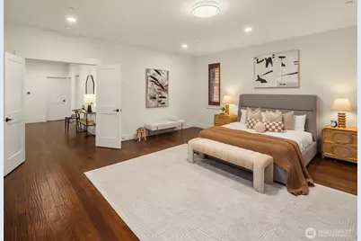 14424 SE 17th St, Bellevue, WA 98007 - Photo 35