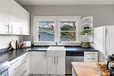 827 NW 61st Street, Seattle, WA 98107 - Photo 17