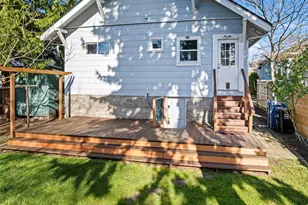 827 NW 61st St, Seattle, WA 98107 - Photo 27