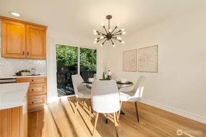 11306 25th Avenue SW, Seattle, WA 98146 - Photo 9