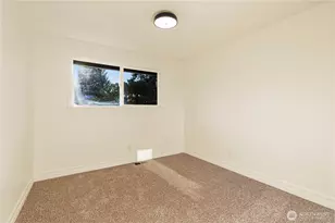 11306 25th Ave SW, Seattle, WA 98146 - Photo 17