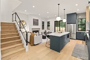 16656 NE 12th St, Bellevue, WA 98008 - Photo 3