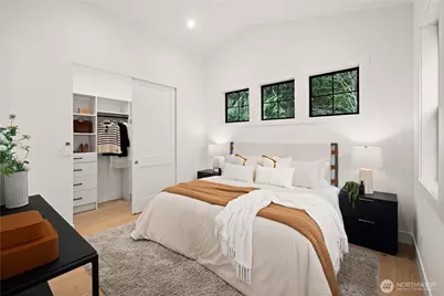 16656 NE 12th Street, Bellevue, WA 98008 - Photo 19