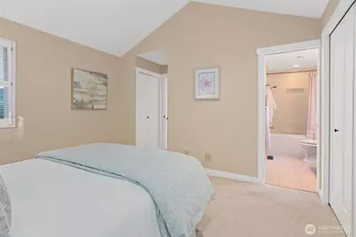 975 NW Inneswood Place, Issaquah, WA 98027 - Photo 11